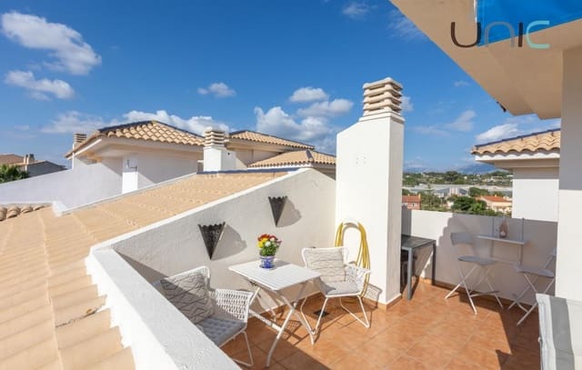 Apartamento de 3 habitaciones en Albir, Alfaz del Pi / L'Alfàs del Pi en venta con piscina - 430.000 € (Ref: 9325330)