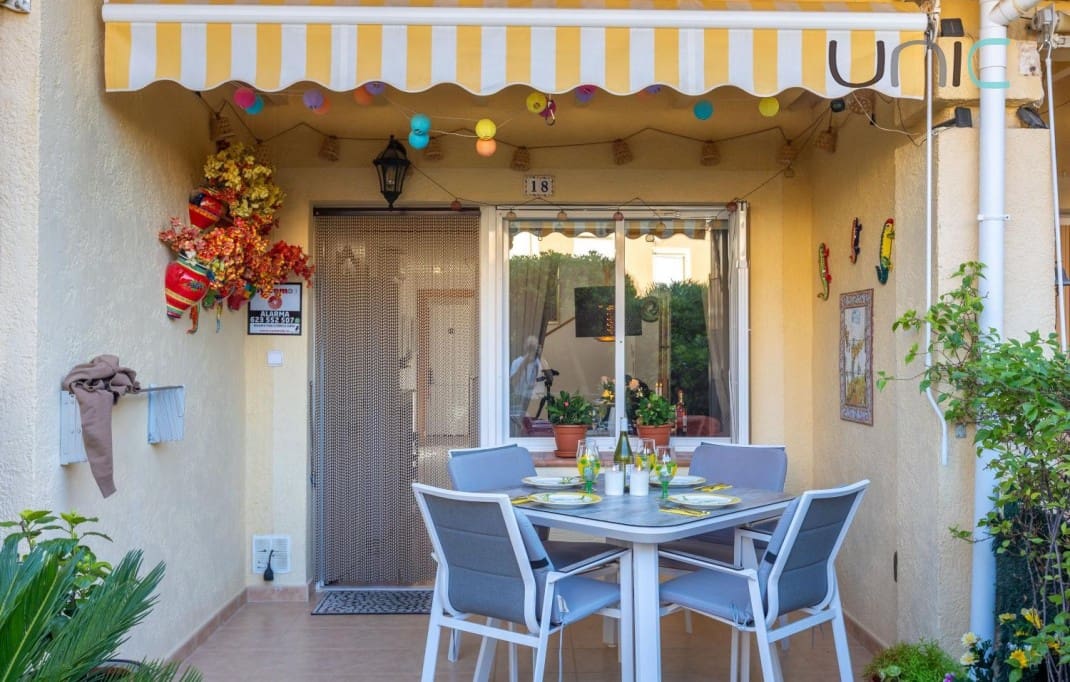 3 sovrum Hus till salu i Albir med pool - 290 000 € (Ref: 9325331)