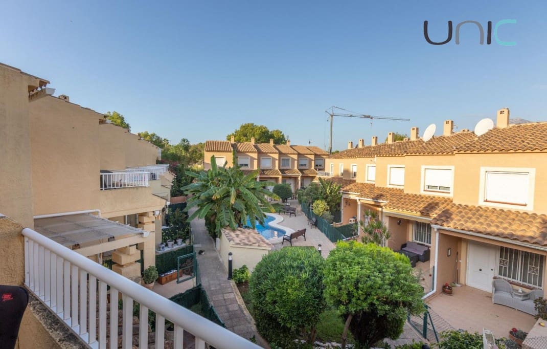 3 sovrum Hus till salu i Albir med pool - 290 000 € (Ref: 9325331)