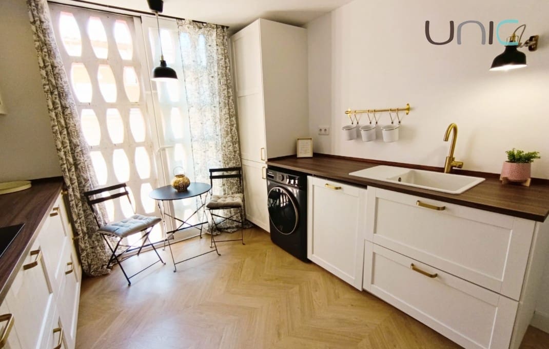 2 bedroom Apartment for sale in Alfaz del Pi / L'Alfas del Pi - € 239,000 (Ref: 9379977)