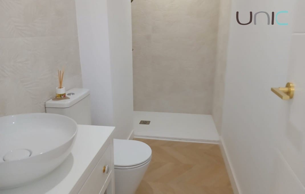 2 bedroom Apartment for sale in Alfaz del Pi / L'Alfas del Pi - € 239,000 (Ref: 9379977)