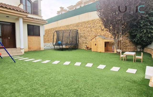 4 bedroom Bungalow for sale in Polop with pool - € 450,000 (Ref: 9397040)