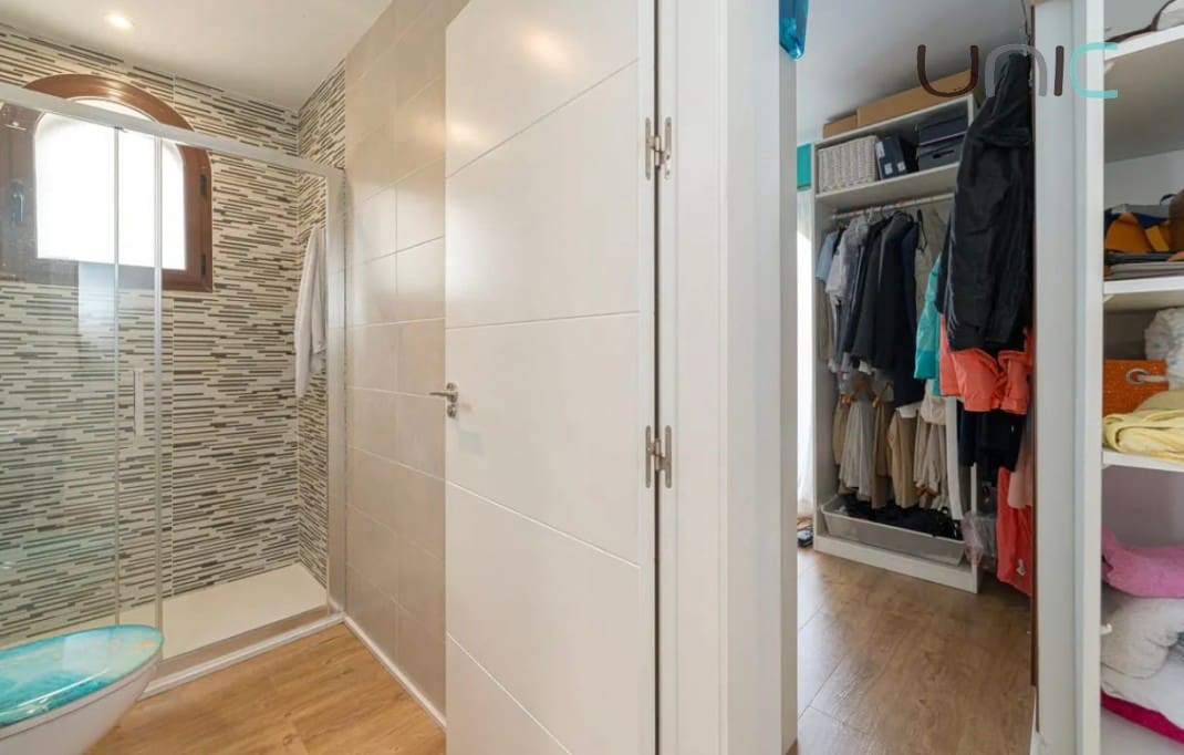 4 bedroom Bungalow for sale in Polop with pool - € 385,000 (Ref: 9397040)