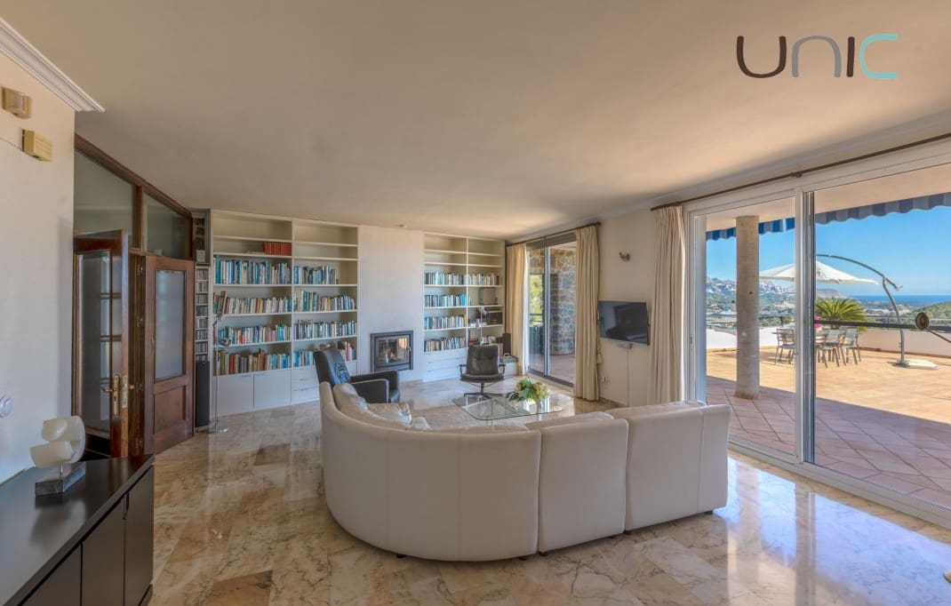 5 soverom Villa til salgs i Callosa d'En Sarria med svømmebasseng - € 890 000 (Ref: 9447213)