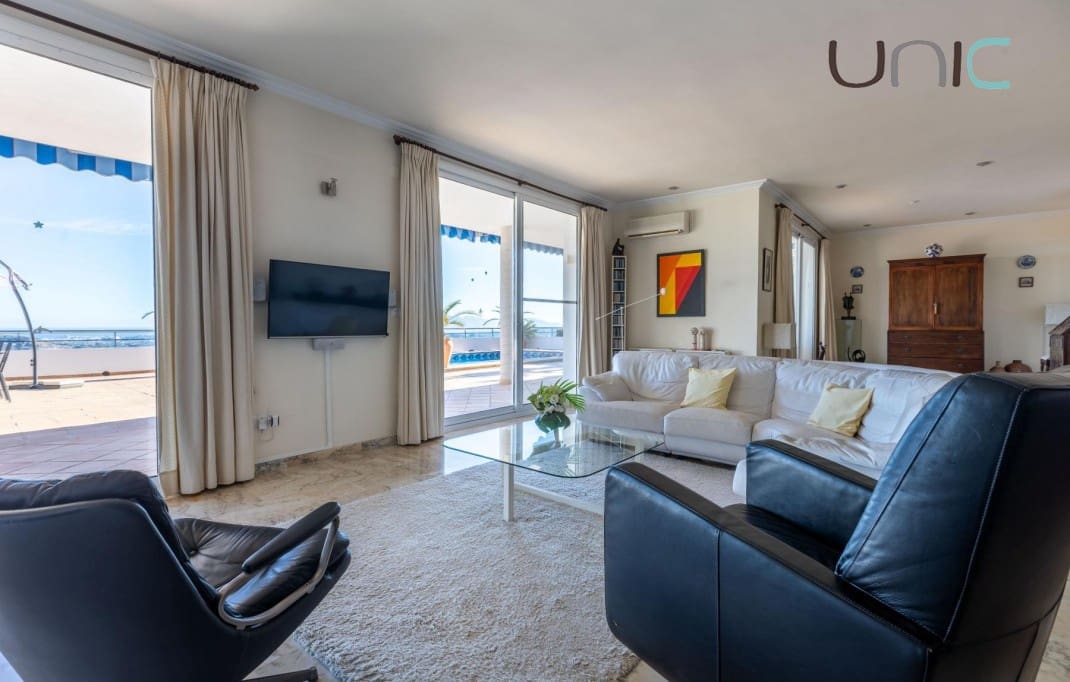 5 soverom Villa til salgs i Callosa d'En Sarria med svømmebasseng - € 890 000 (Ref: 9447213)