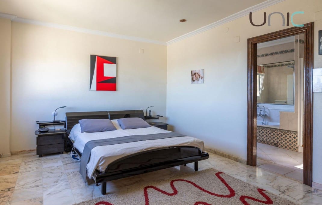 5 soverom Villa til salgs i Callosa d'En Sarria med svømmebasseng - € 890 000 (Ref: 9447213)