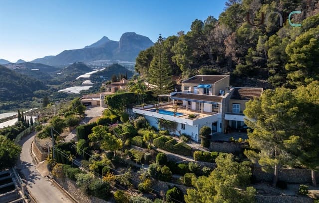 5 soverom Villa til salgs i Callosa d'En Sarrià med svømmebasseng - € 890 000 (Ref: 9447213)