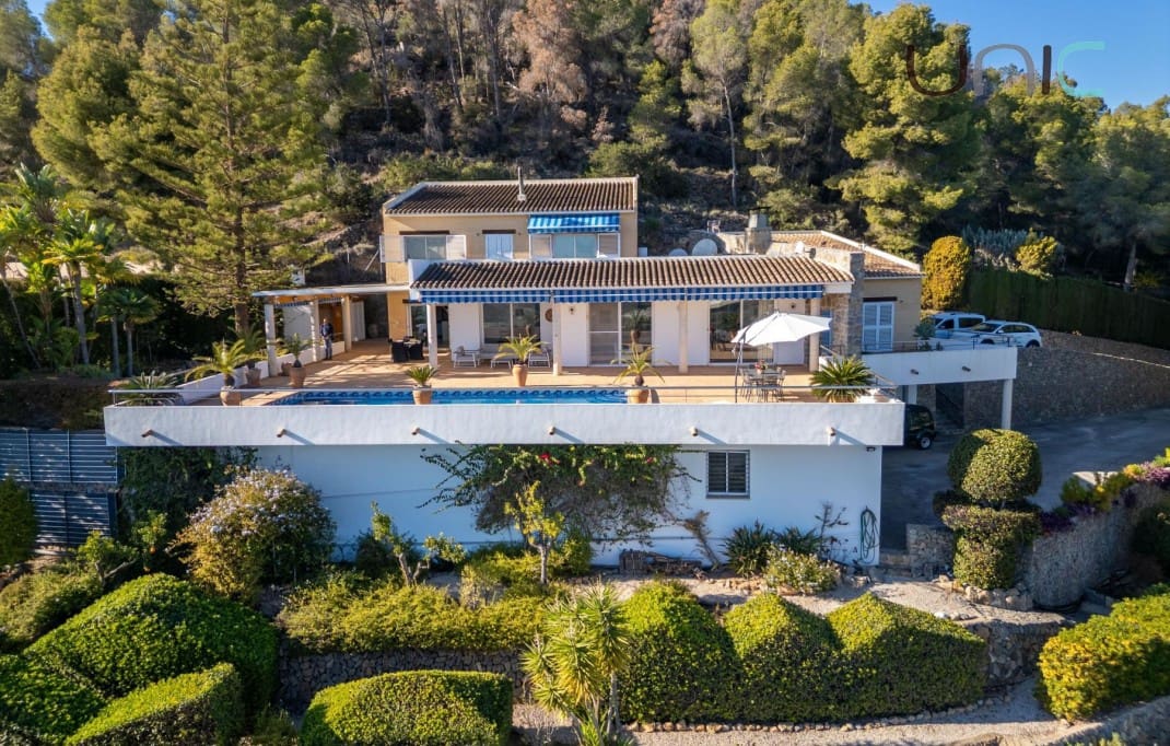 5 soverom Villa til salgs i Callosa d'En Sarria med svømmebasseng - € 890 000 (Ref: 9447213)