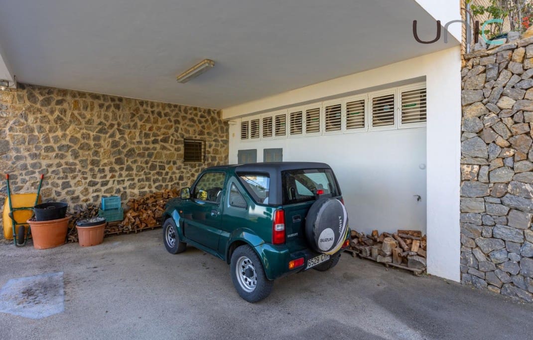 5 soverom Villa til salgs i Callosa d'En Sarria med svømmebasseng - € 890 000 (Ref: 9447213)