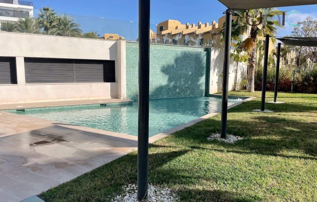 Apartamento de 3 habitaciones en Finestrat en venta con piscina - 540.000 € (Ref: 9447214)