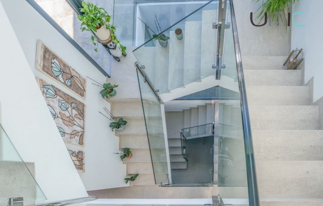 4 soveværelse Villa til salg i Albir med swimmingpool - € 1.675.000 (Ref: 9447215)