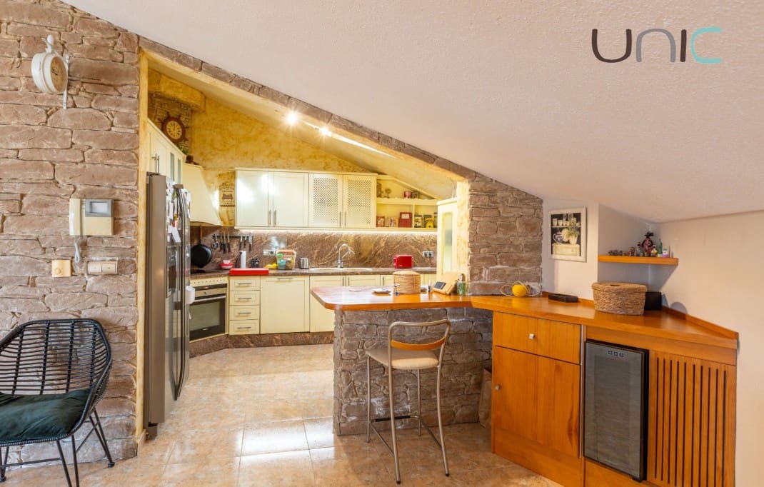 3 bedroom Apartment for sale in Altea with garage - € 525,000 (Ref: 9495390)