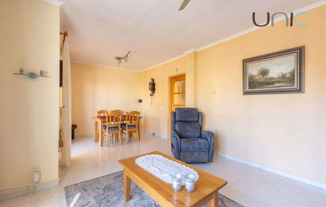 5 bedroom Villa for sale in La Nucia with pool garage - € 399,000 (Ref: 9547393)