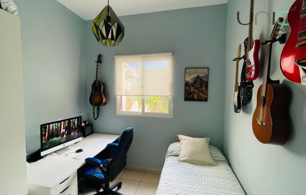 3 makuuhuone Bungalow myytävänä paikassa Polop mukana uima-altaan - 330 000 € (Ref: 9575471)