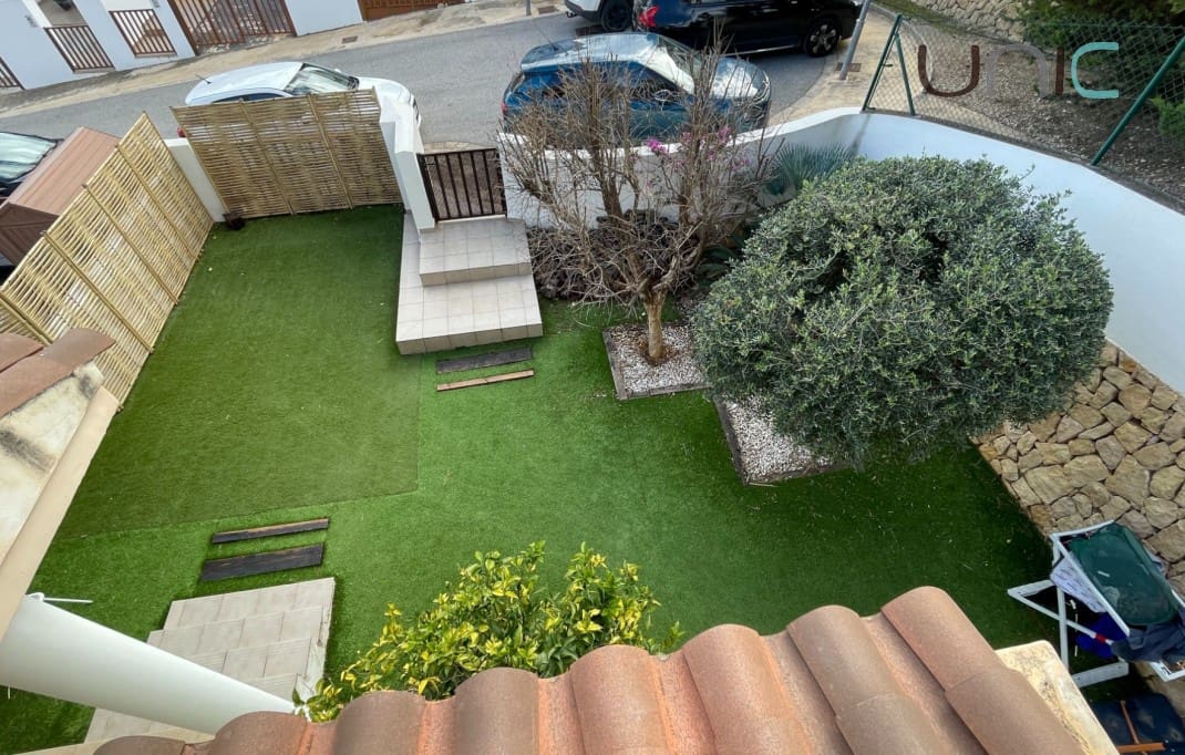 3 makuuhuone Bungalow myytävänä paikassa Polop mukana uima-altaan - 330 000 € (Ref: 9575471)