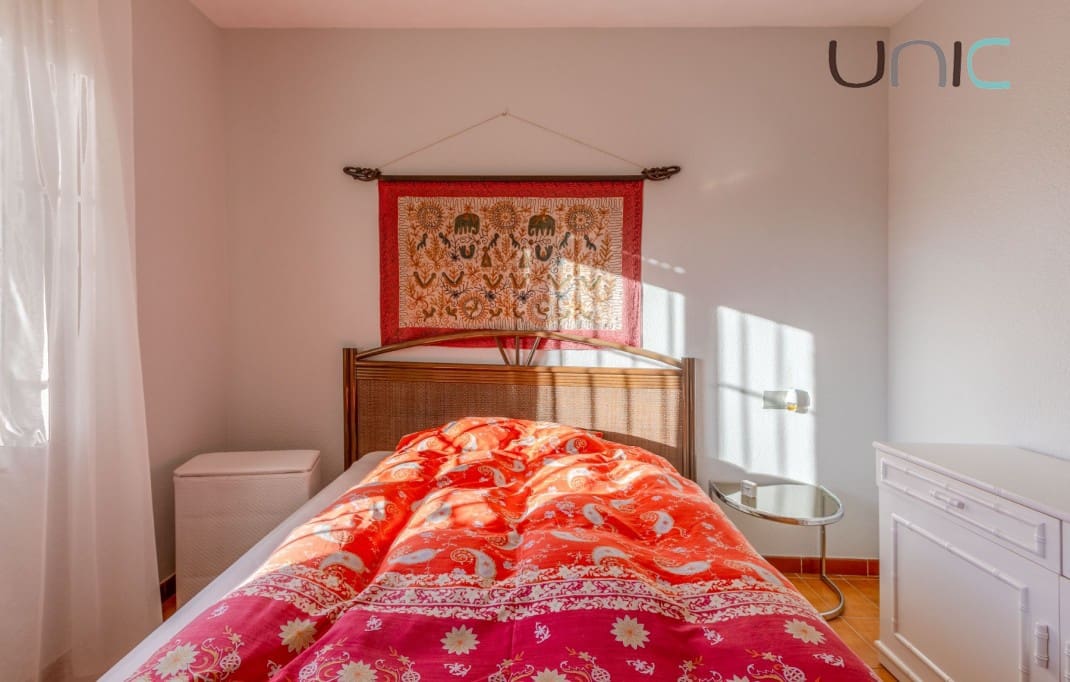 3 bedroom Villa for sale in Altea with pool - € 480,000 (Ref: 9580328)