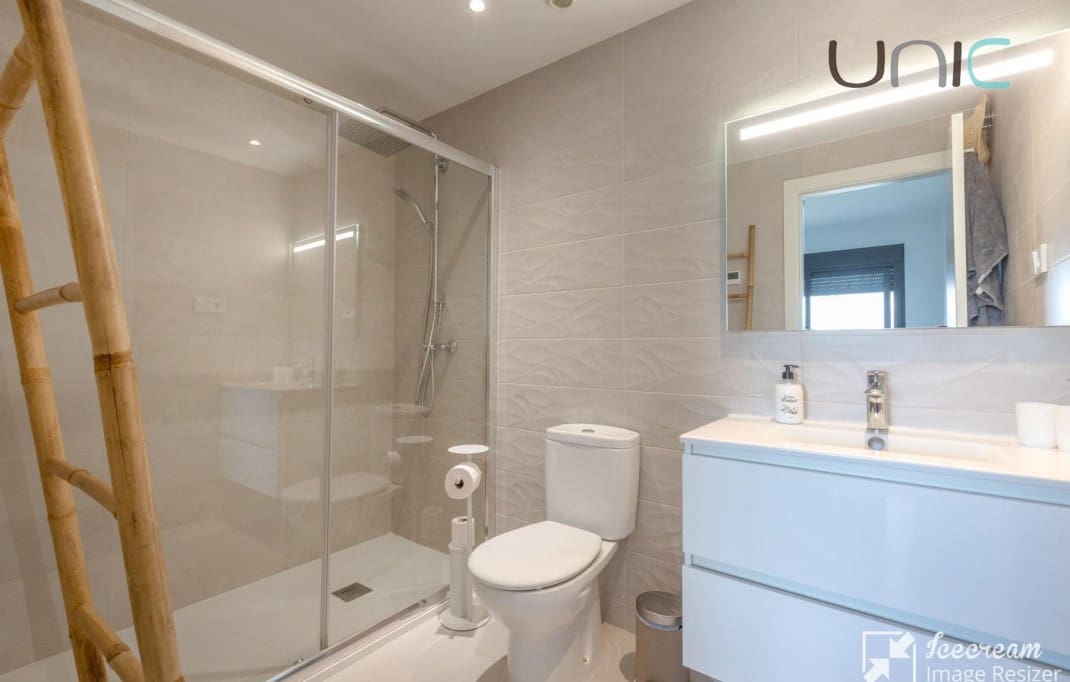 3 makuuhuone Huoneisto myytävänä paikassa Finestrat mukana uima-altaan 
autotalli - 420 000 € (Ref: 9584443)