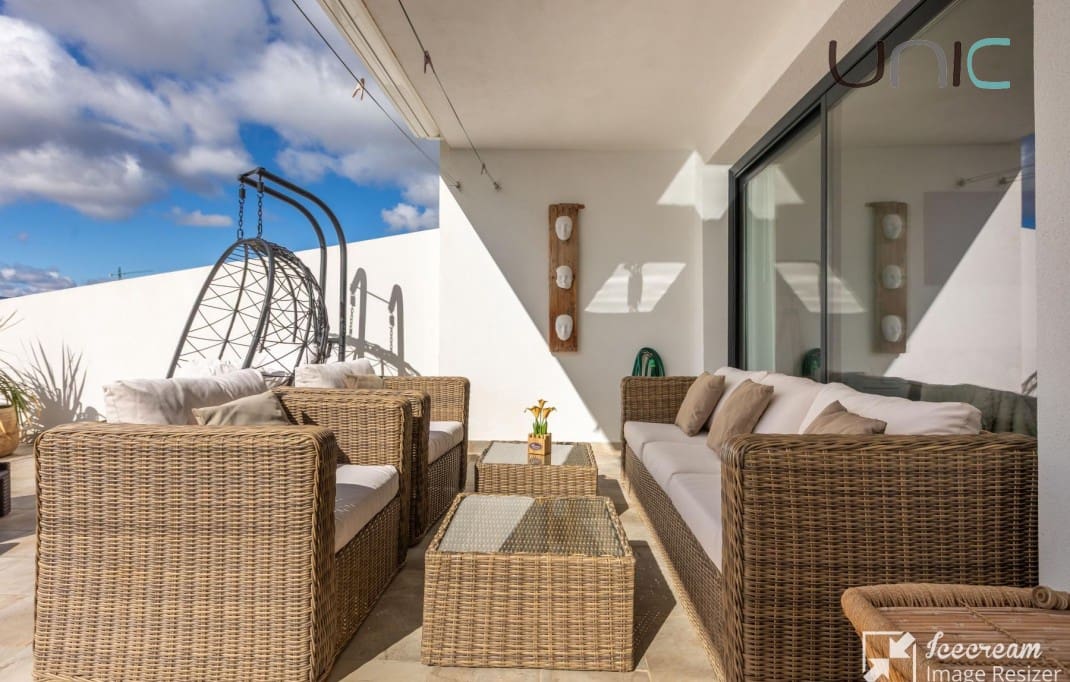 3 makuuhuone Huoneisto myytävänä paikassa Finestrat mukana uima-altaan 
autotalli - 420 000 € (Ref: 9584443)