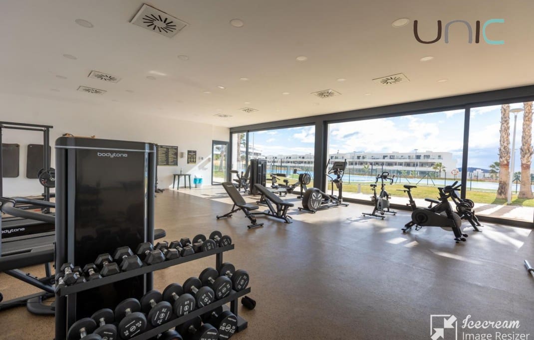 3 makuuhuone Huoneisto myytävänä paikassa Finestrat mukana uima-altaan 
autotalli - 420 000 € (Ref: 9584443)