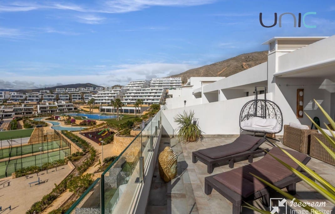 3 makuuhuone Huoneisto myytävänä paikassa Finestrat mukana uima-altaan 
autotalli - 420 000 € (Ref: 9584443)