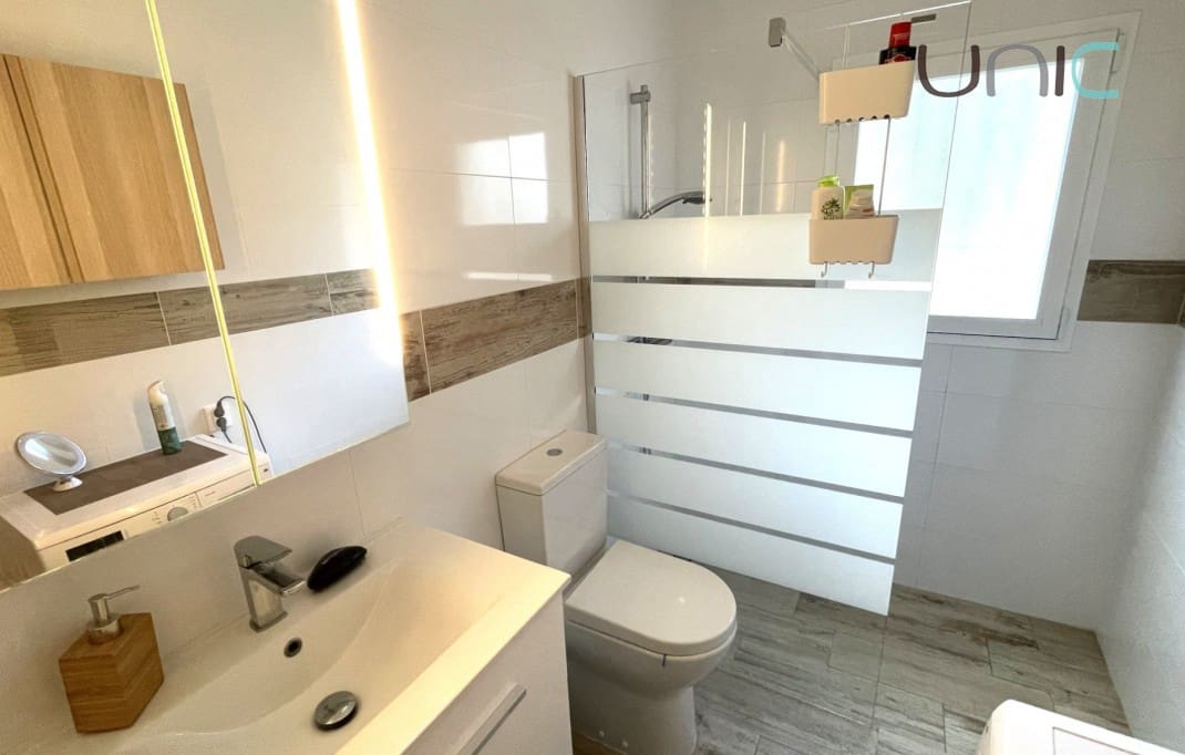 2 makuuhuone Huvila myytävänä paikassa La Nucia mukana uima-altaan 
autotalli - 380 000 € (Ref: 9585240)