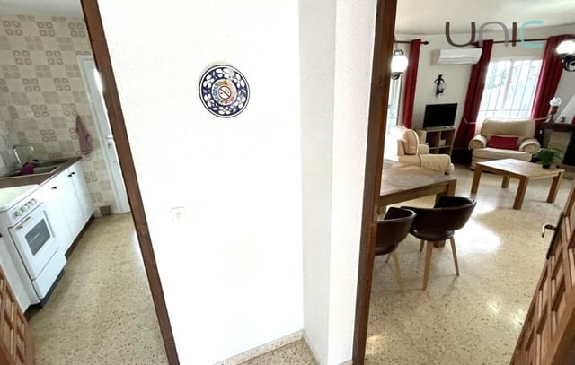 2 makuuhuone Huvila myytävänä paikassa La Nucia mukana uima-altaan 
autotalli - 380 000 € (Ref: 9585240)