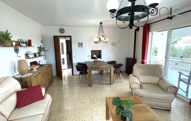 2 makuuhuone Huvila myytävänä paikassa La Nucia mukana uima-altaan 
autotalli - 380 000 € (Ref: 9585240)