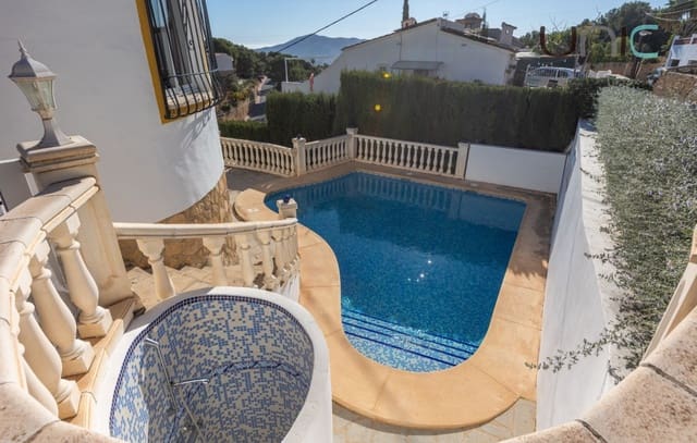 2 soveværelse Villa til salg i La Nucia med swimmingpool garage - € 380.000 (Ref: 9585240)