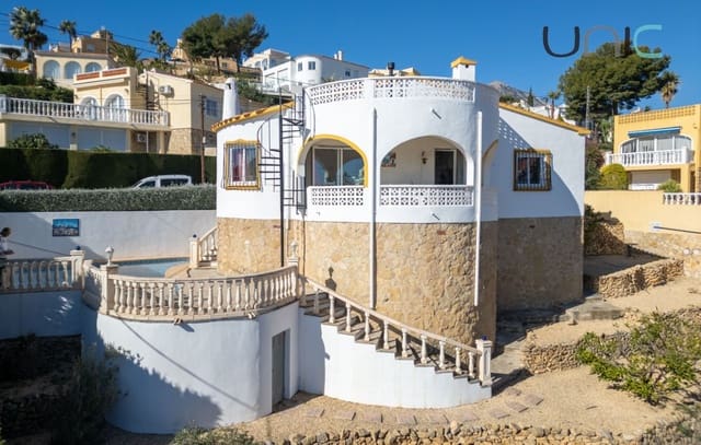 2 soveværelse Villa til salg i La Nucia med swimmingpool garage - € 380.000 (Ref: 9585240)