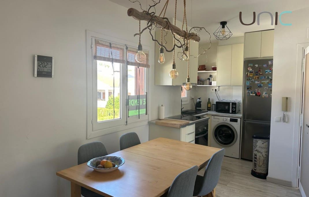 2 bedroom Apartment for sale in Alfaz del Pi / L'Alfas del Pi - € 224,900 (Ref: 9646073)