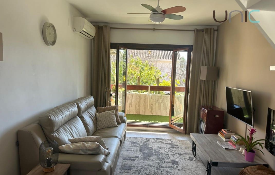 2 bedroom Apartment for sale in Alfaz del Pi / L'Alfas del Pi - € 224,900 (Ref: 9646073)