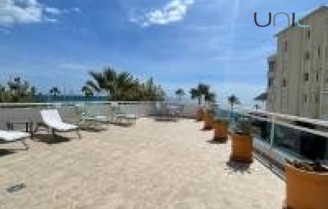 Apartamento de 3 habitaciones en Albir en alquiler con piscina garaje - 2.400 € (Ref: 9677916)