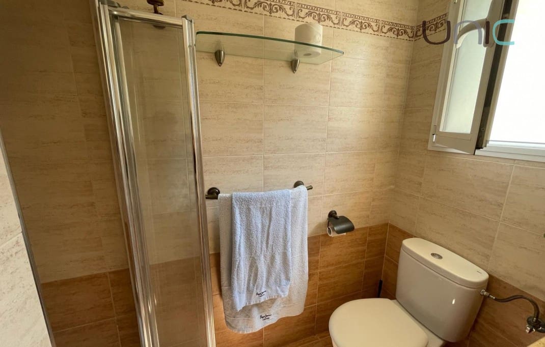 3 quarto Apartamento para arrendar em Albir com piscina garagem - 2 200 € (Ref: 9677916)