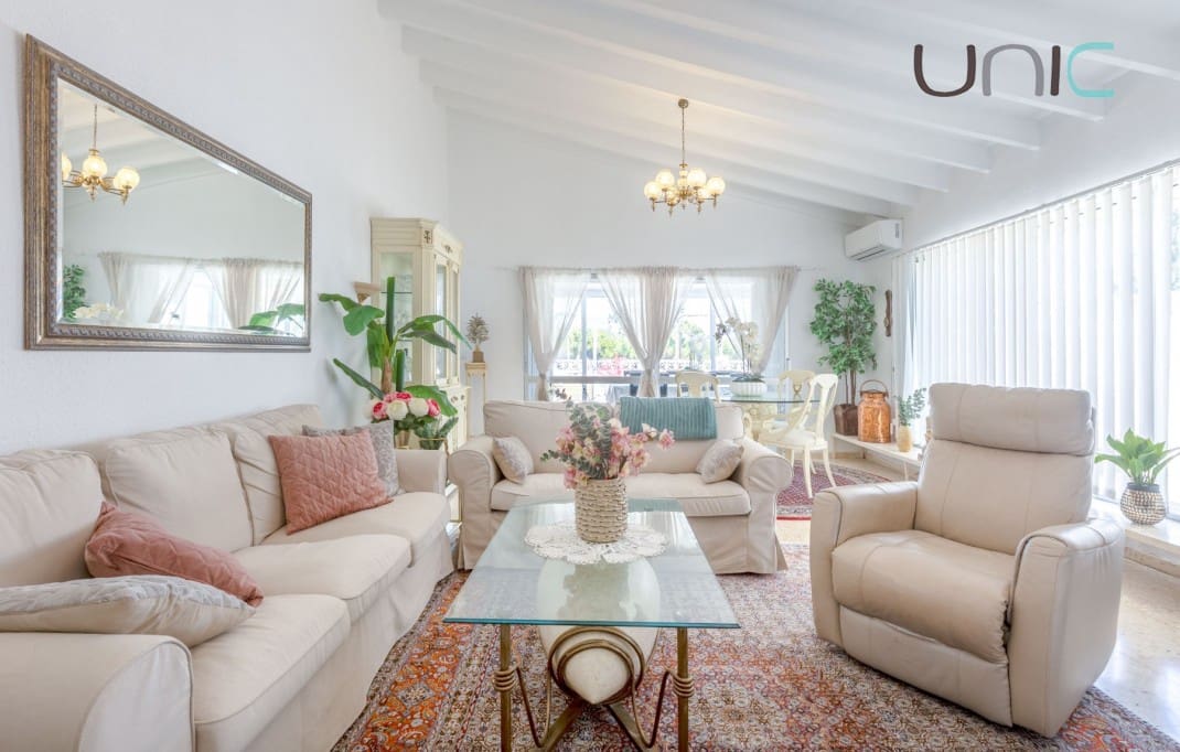 4 quarto Moradia para venda em La Nucia com garagem - 399 000 € (Ref: 9688495)