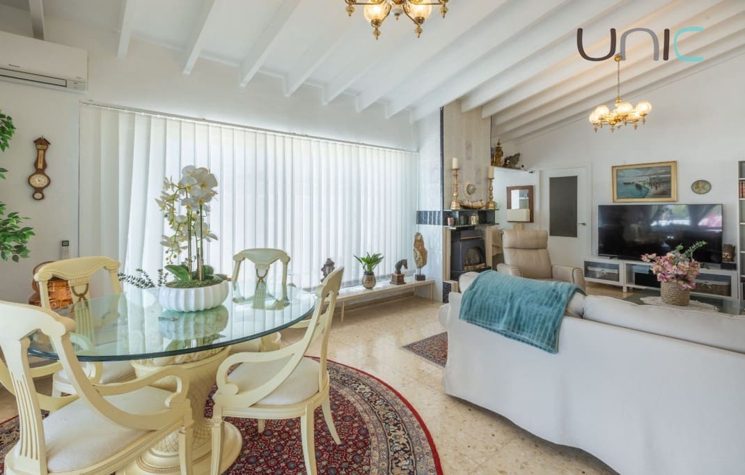 4 quarto Moradia para venda em La Nucia com garagem - 399 000 € (Ref: 9688495)