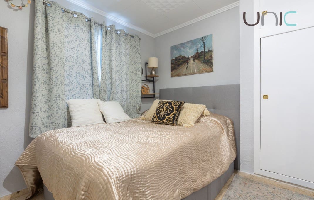 4 quarto Moradia para venda em La Nucia com garagem - 399 000 € (Ref: 9688495)