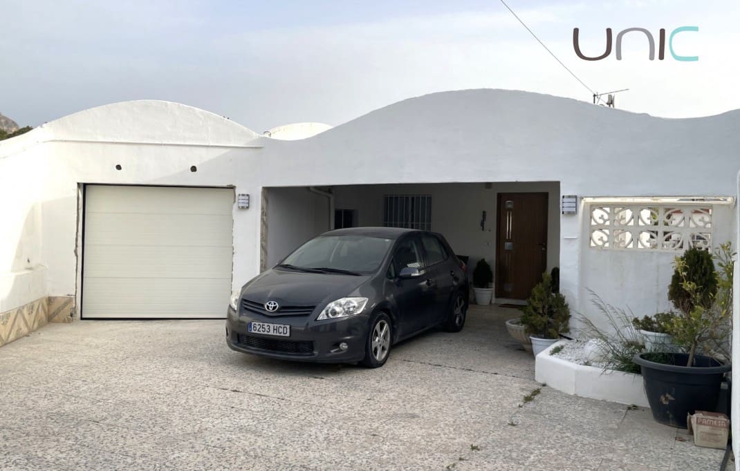 4 soverom Villa til salgs i La Nucia med garasje - € 399 000 (Ref: 9688495)