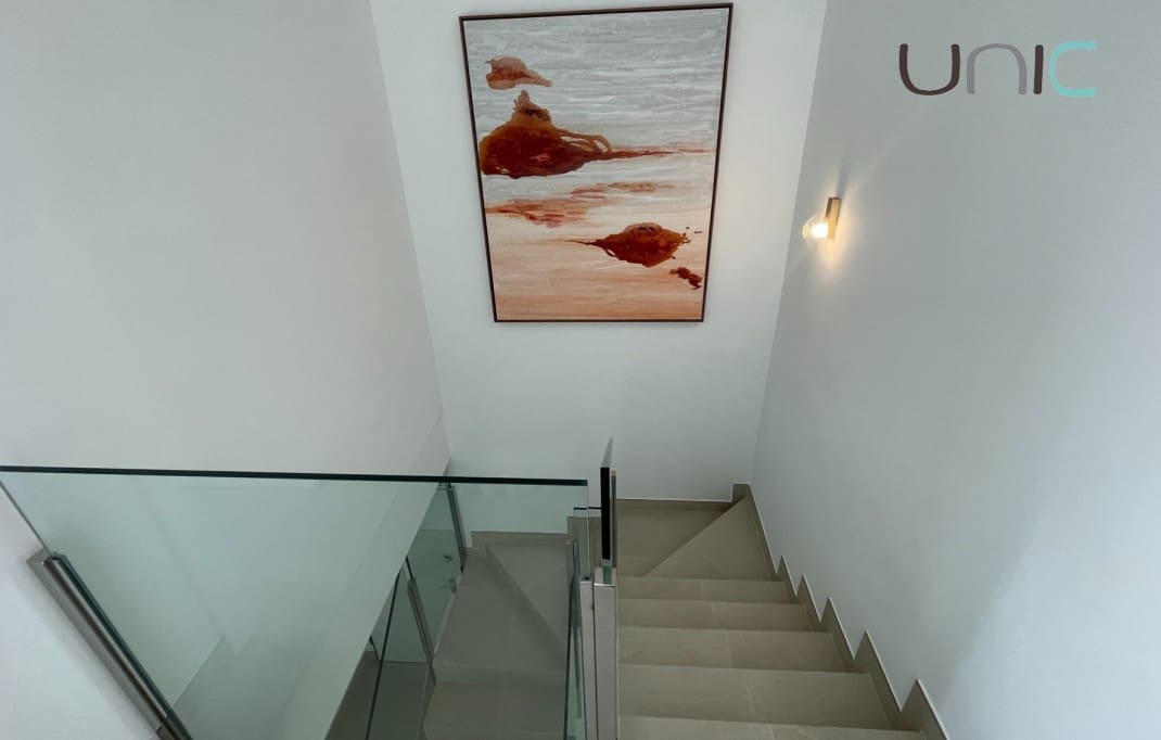 3 quarto Moradia para venda em Finestrat com piscina - 799 900 € (Ref: 9723888)