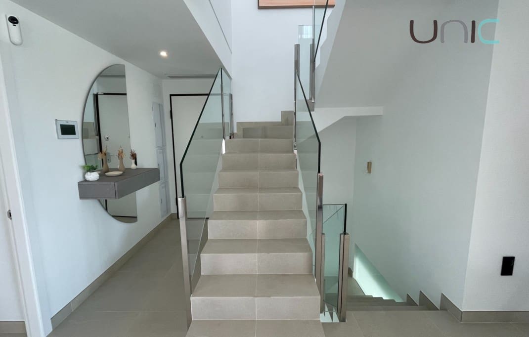 3 quarto Moradia para venda em Finestrat com piscina - 799 900 € (Ref: 9723888)