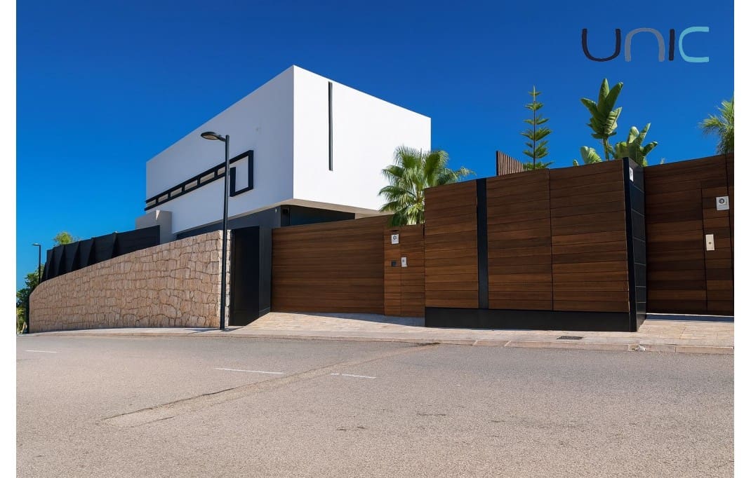 3 sypialnia Willa na sprzedaż w Finestrat z basenem - 2 500 000 € (Ref: 9733427)