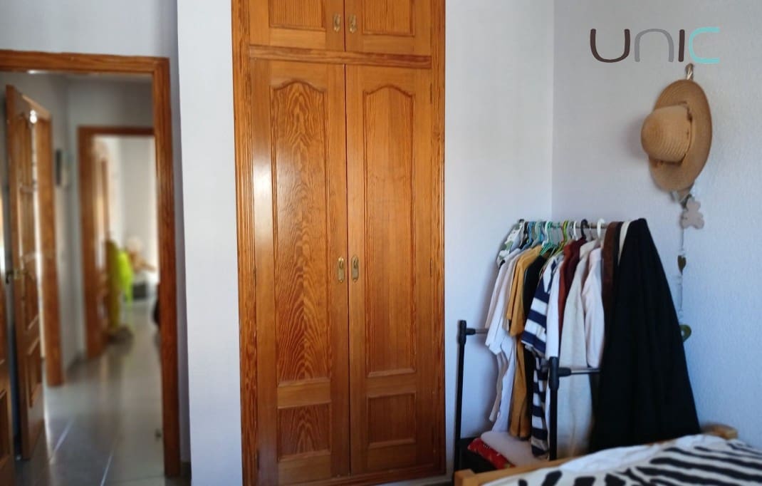 2 bedroom Apartment for sale in Albir with pool - € 275,000 (Ref: 9863572)