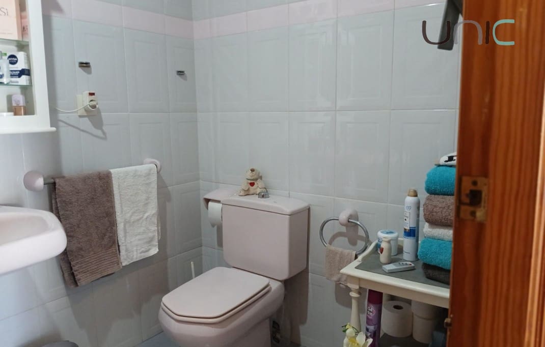 2 bedroom Apartment for sale in Albir with pool - € 275,000 (Ref: 9863572)