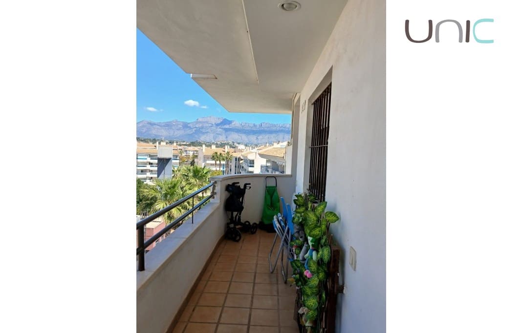 2 bedroom Apartment for sale in Albir with pool - € 275,000 (Ref: 9863572)