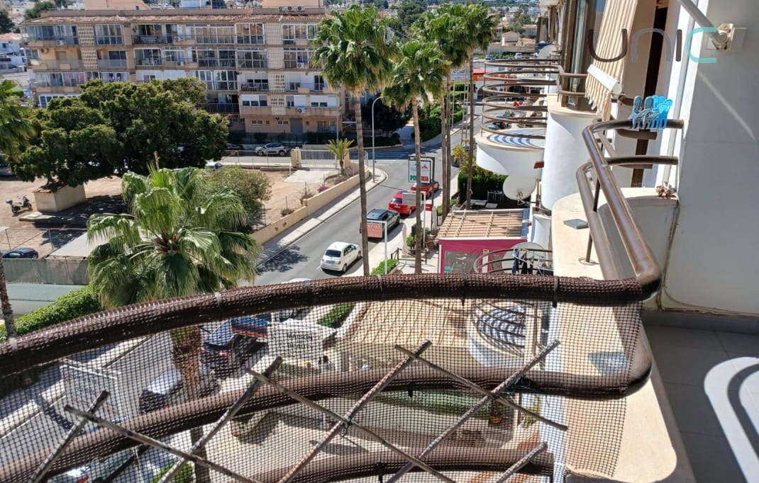 2 bedroom Apartment for sale in Albir with pool - € 275,000 (Ref: 9863572)