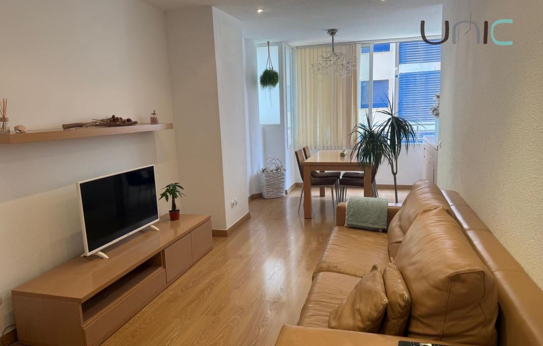 3 bedroom Apartment for sale in La Villajoyosa / Vila Joiosa with pool - € 365,000 (Ref: 9961551)