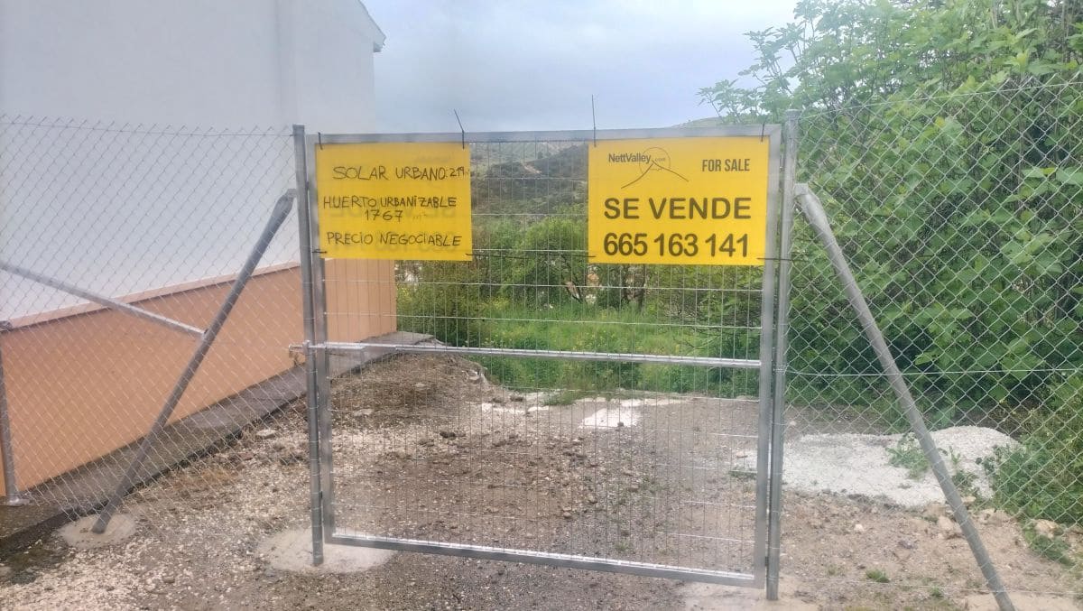 Teren niezagospodarowany na sprzedaż w Moclin - 58 900 € (Ref: 3398051)