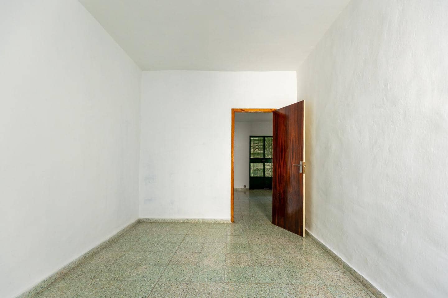 4 soveværelse Byhus til salg i Albunuelas - € 252.700 (Ref: 5414444)