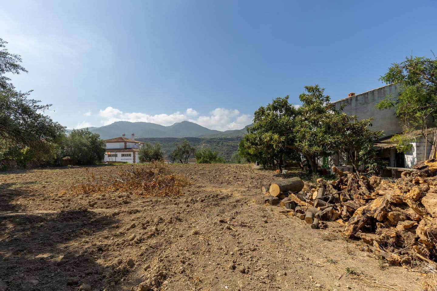 4 soveværelse Byhus til salg i Albunuelas - € 252.700 (Ref: 5414444)