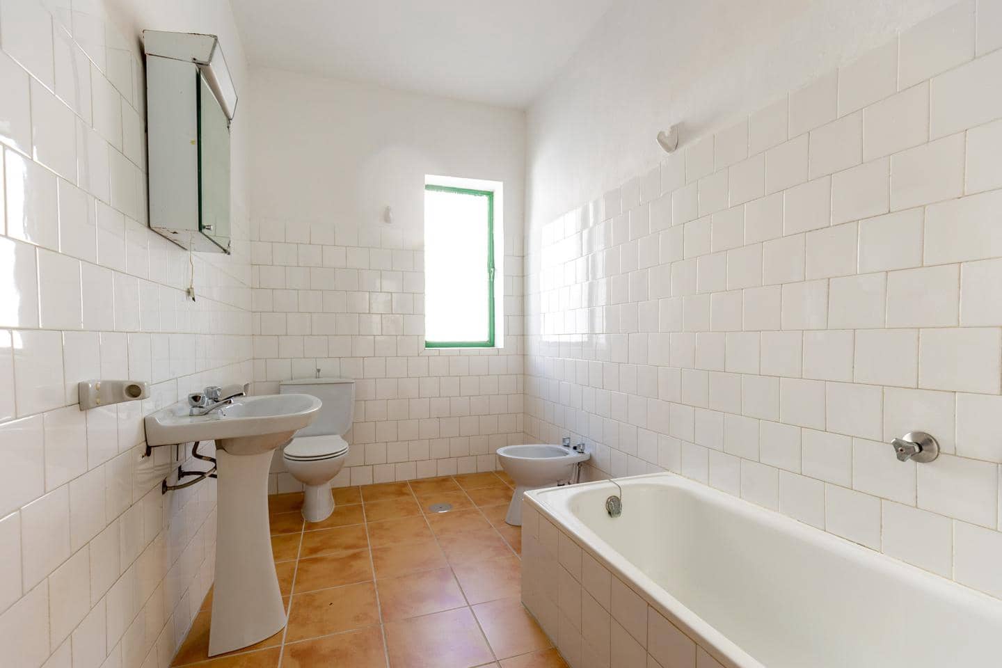 4 soveværelse Byhus til salg i Albunuelas - € 252.700 (Ref: 5414444)