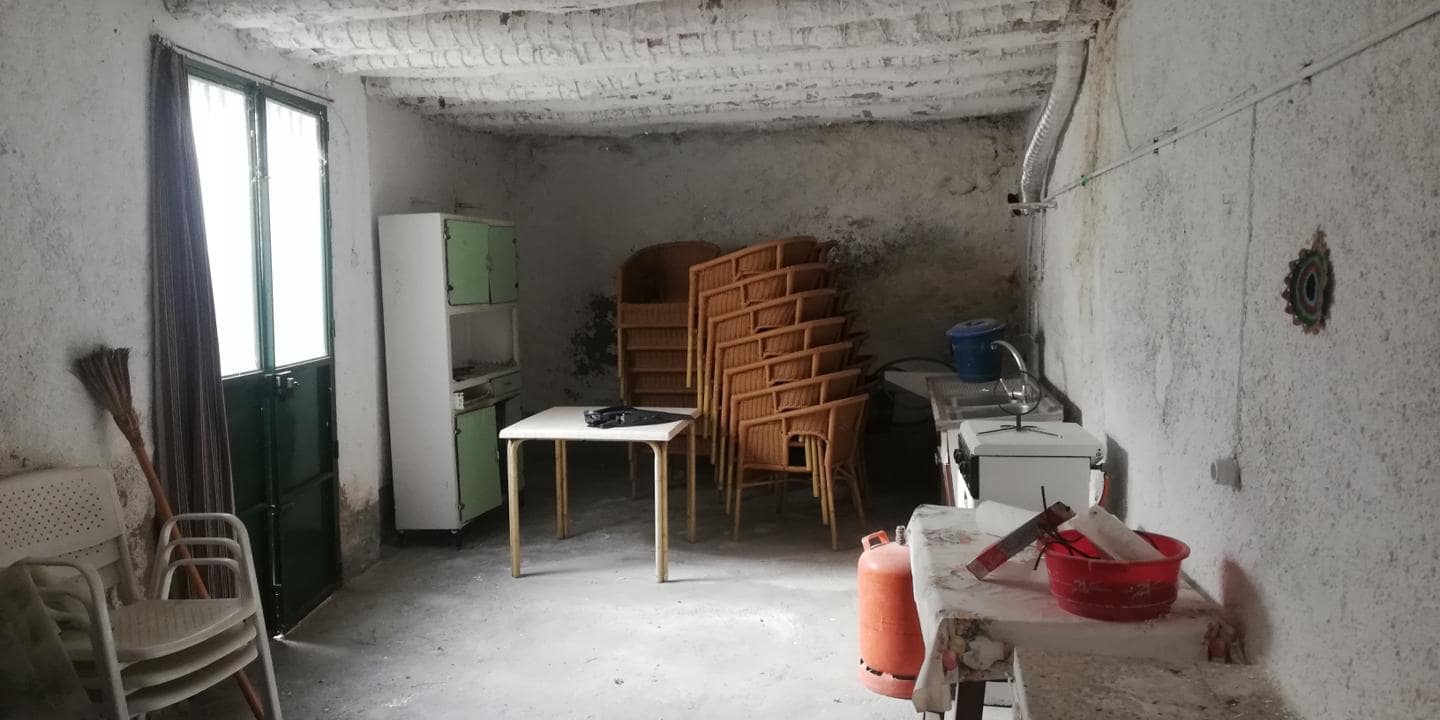 4 soveværelse Byhus til salg i Niguelas - € 94.500 (Ref: 5453021)